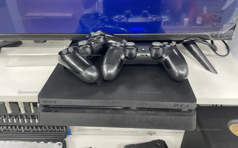 Приставка PS4. приставка PS4 slim 500Gb
