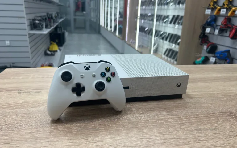Приставка Xbox One S 500 ГБ