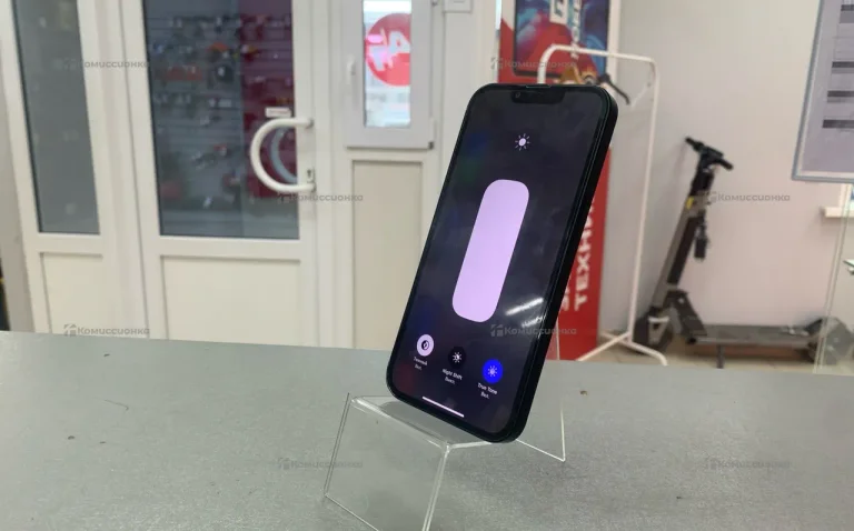 Apple iPhone 13 4/256 ГБ