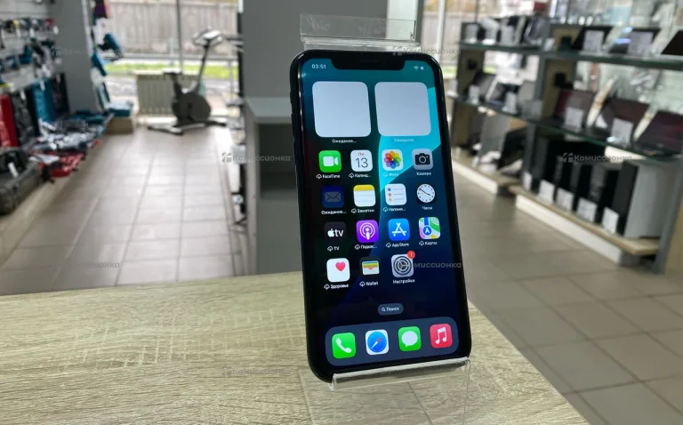 Apple iPhone XR 3/64 ГБ