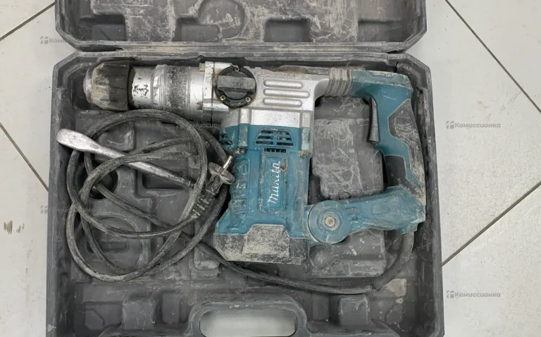 Отбойный молоток Makita HM3016
