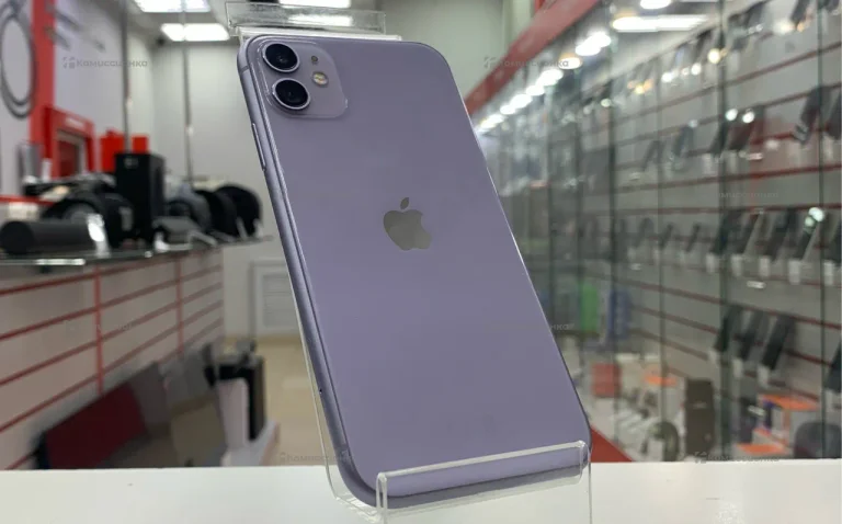 Apple iPhone 11 4/64 ГБ