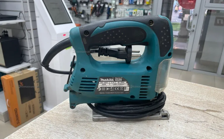 Электролобзик makita 4329