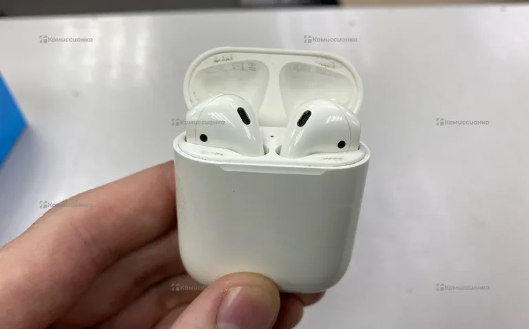 Наушники  AirPods
