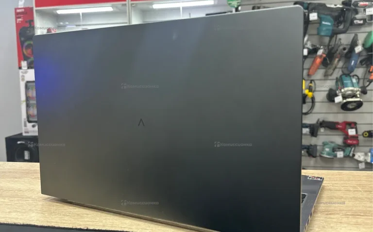 Ноутбук  Digma pro