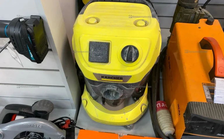 Пылесос Karcher WD 3