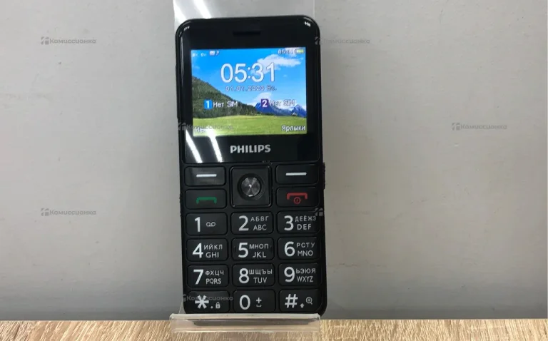 Philips xenium .