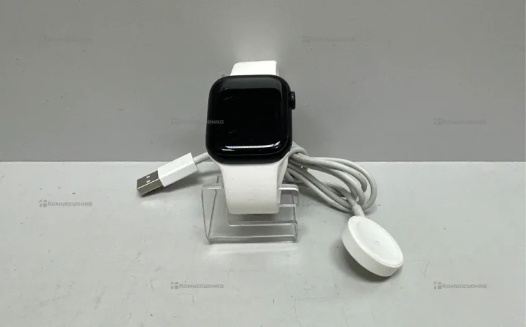 Часы  Apple Watch 8 41mm