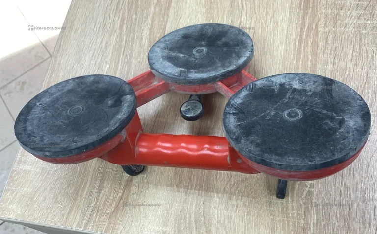 Стеклодомкрат