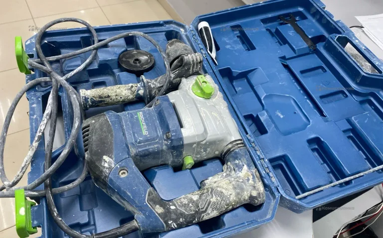 ROCKFIELD Перфоратор RF32RHK