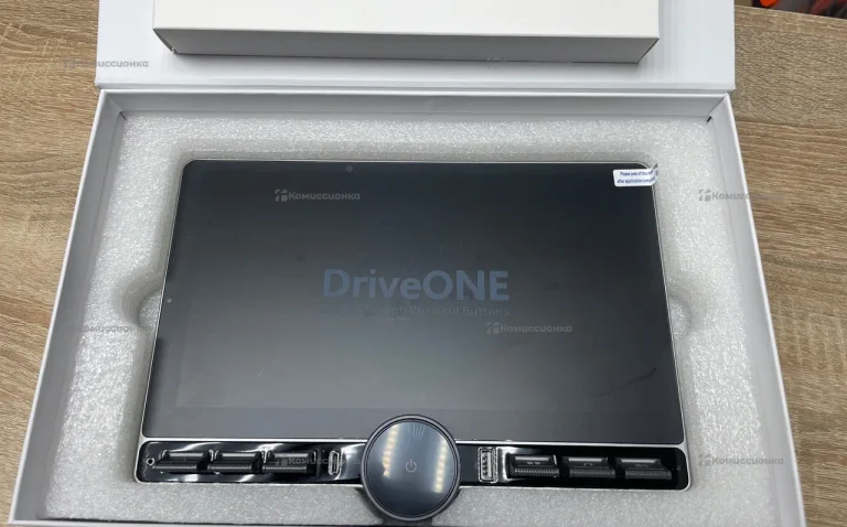 Автомагнитола  DriveOne 10.8 4/64