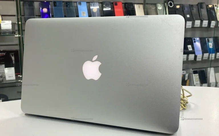 Ноутбук MacBook Air 11 2014