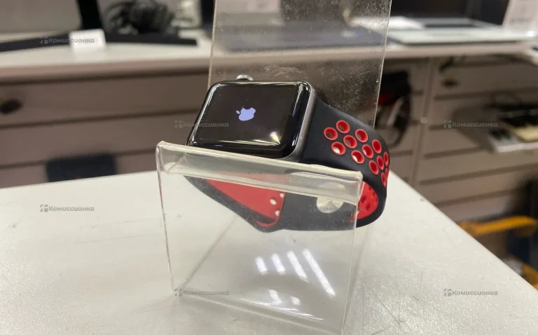 Часы Apple Watch 3 38mm