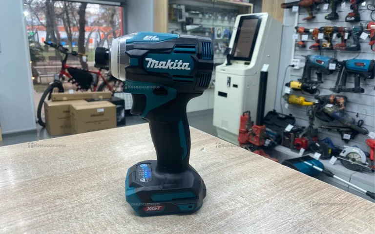 шуроповерт makita td001gz