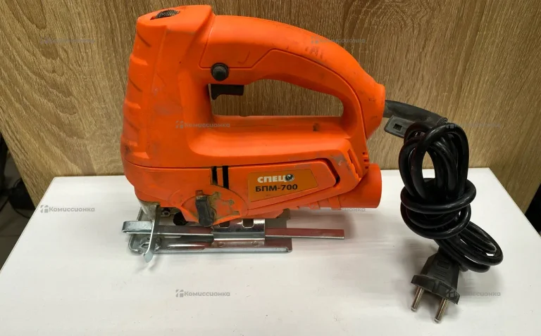Лобзик СПЕЦ бпм-700