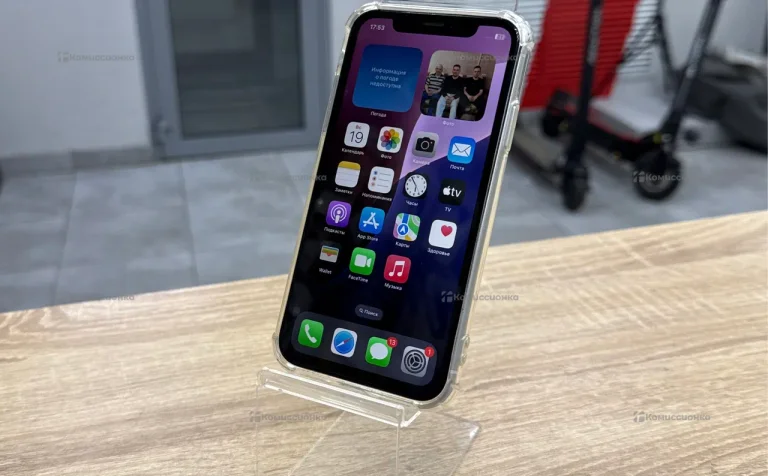 Apple iPhone XR 3/64 ГБ