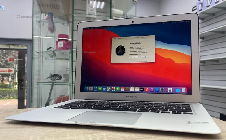 Ноутбук  macbook air  2013  2014 год