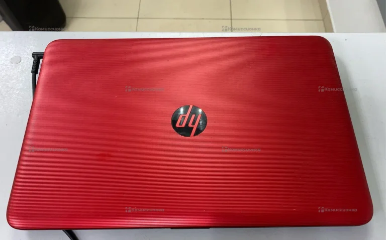 Ноутбук  hp 255 red