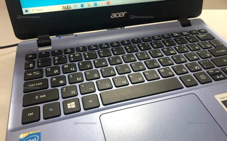 Ноутбук Acer Aspire E11