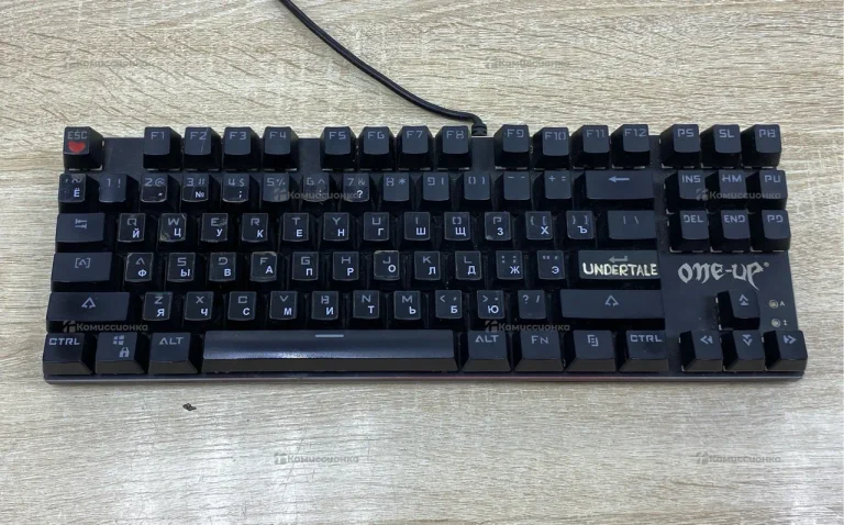 Клавиатура  one-up g300
