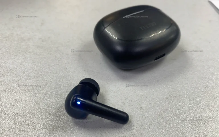 Наушники  tecno Buds 4 Air