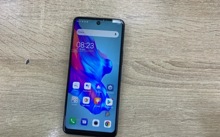 Tecno Camon 18 6/128 ГБ