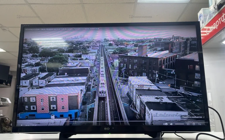 Телевизор Sony KDL-32RE303