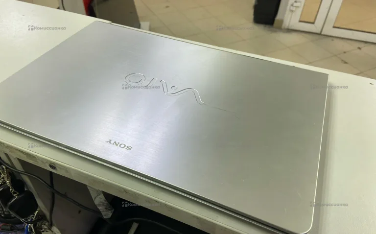 ноутбук Sony i7-3537U Сенсорный