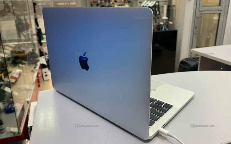 Apple Mac Book Pro