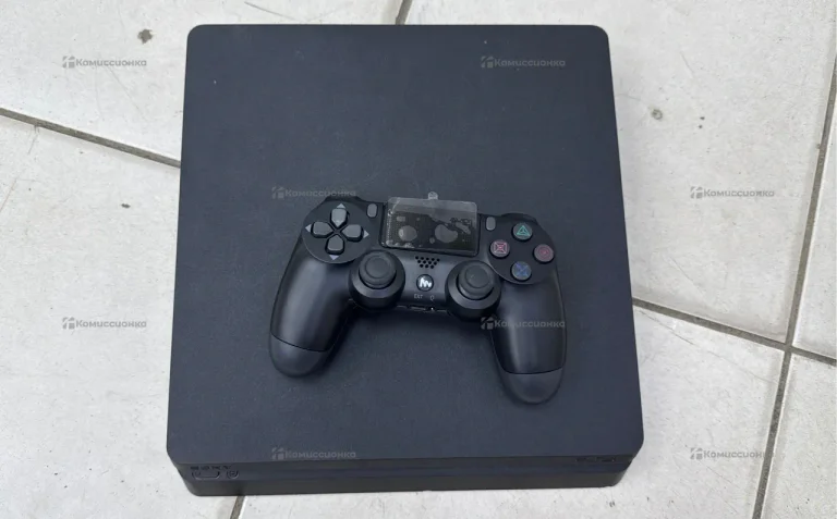 Приставка PS4. PS4 1TB