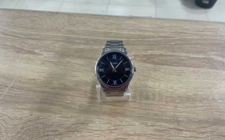 Часы  Casio