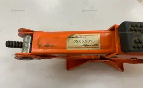 Купить Домкрат винтовой оранжевый б/у , в Красноярск Цена:1190рублей