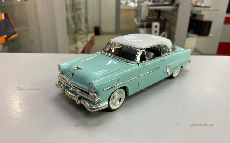 Машинка victoria