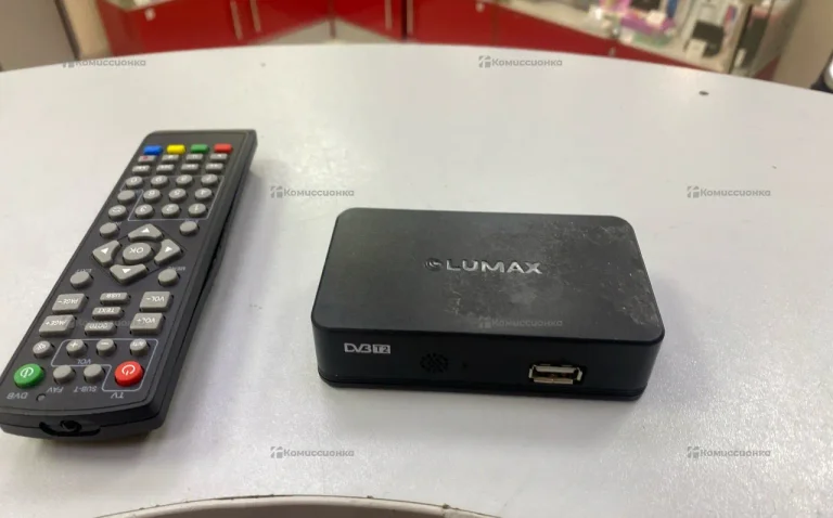 ТВ приставка Lumax DV1120HD DVB-C