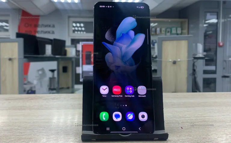 Samsung Galaxy Z Flip 4 8/256