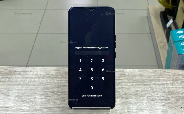 Tecno Spark 8C 4/64 ГБ