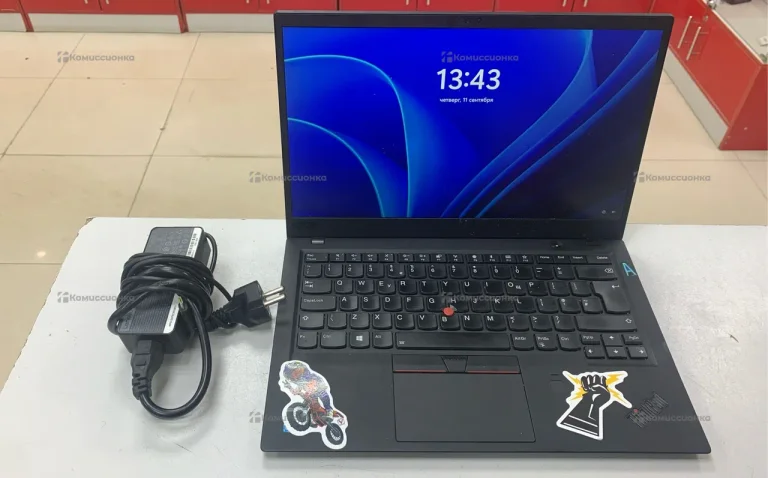 Ноутбук Lenovo X1 Carbon 6th