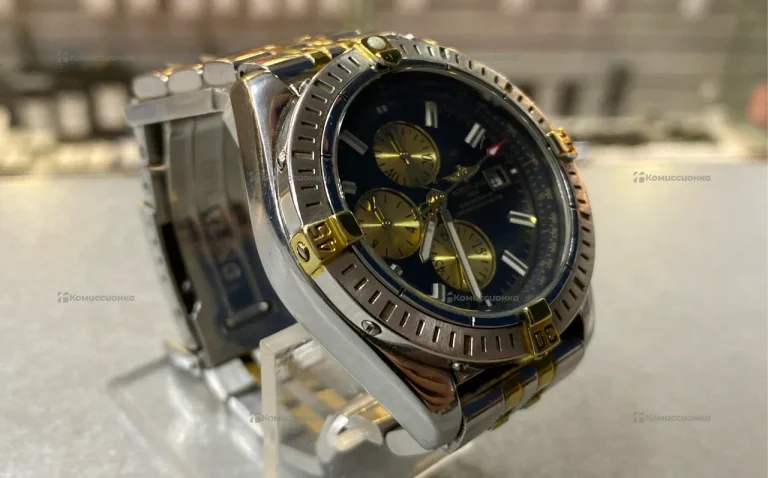 Часы Breitling A13356