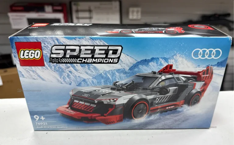Лего 76921
