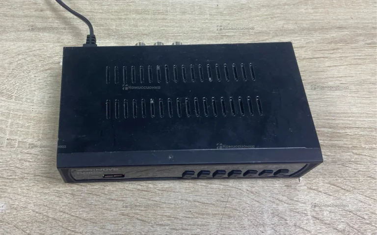 ТВ приставка Yasin DVB