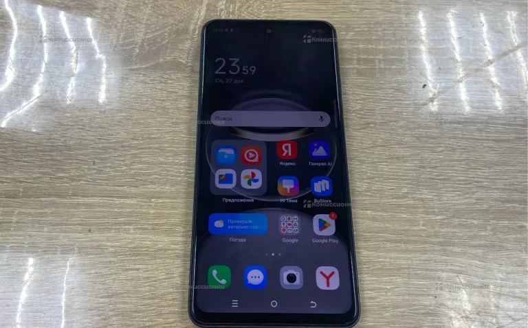 Tecno Spark 30 8/128 ГБ