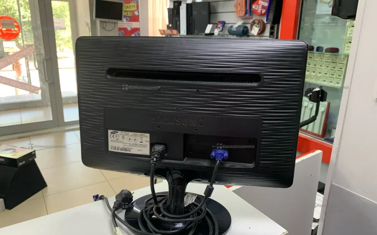 Монитор Samsung SyncMaster B1930N