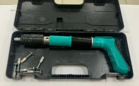 Монтажный пистолет