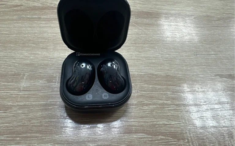 Наушники  Samsung sm 180