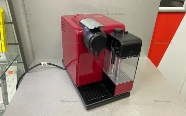 Кофемашина DeLonghi Nespresso