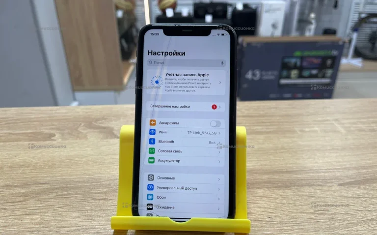 Apple iPhone 11 4/128 ГБ