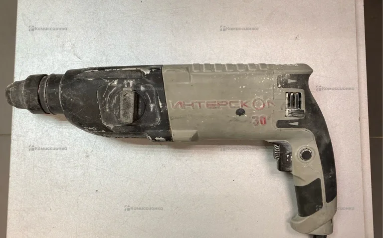 Перфоратор Интерскол П-30/900ЭР