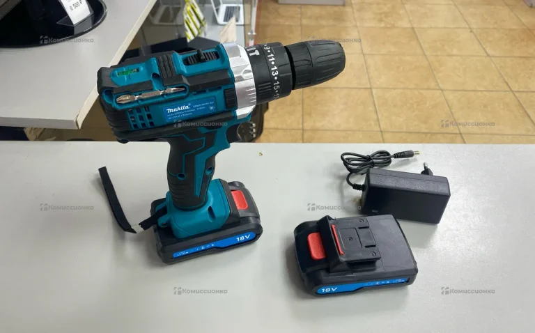Шуруповерт Makita 18v