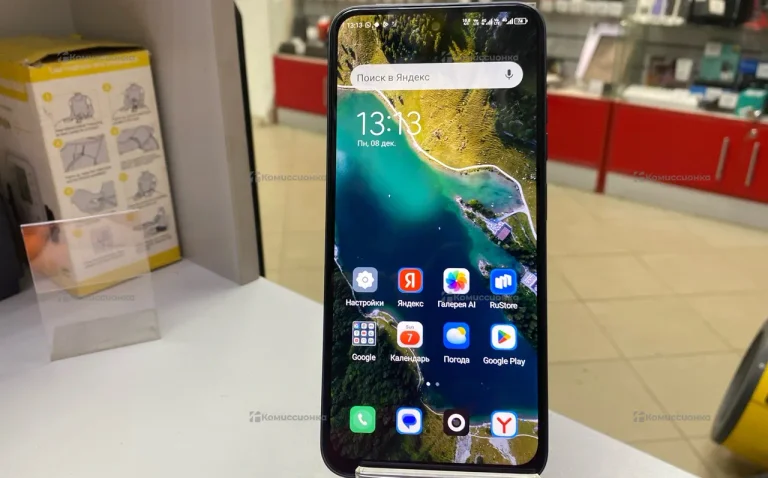 Tecno Spark Go 1 4/64 ГБ