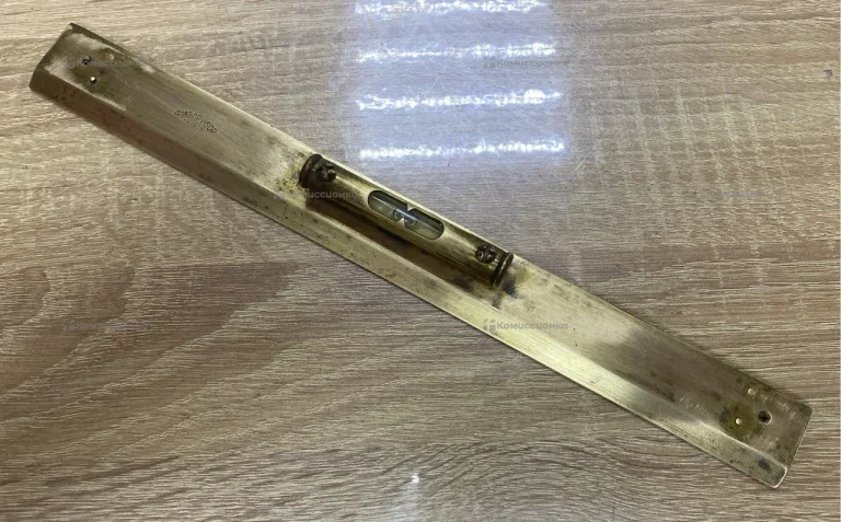 Ручной уровень Физприбор г. Киров 30см